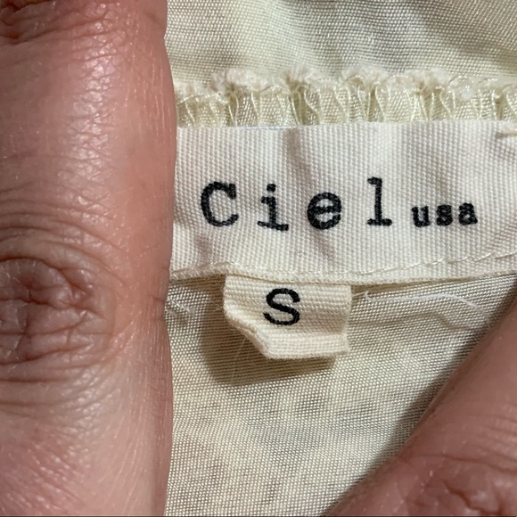 Ciel USA Lace Overlay Off Shoulder Top 3/4 Sleeve - Picture 3 of 5